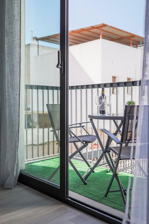 Family Suits Encantos De Apartment Sevilla